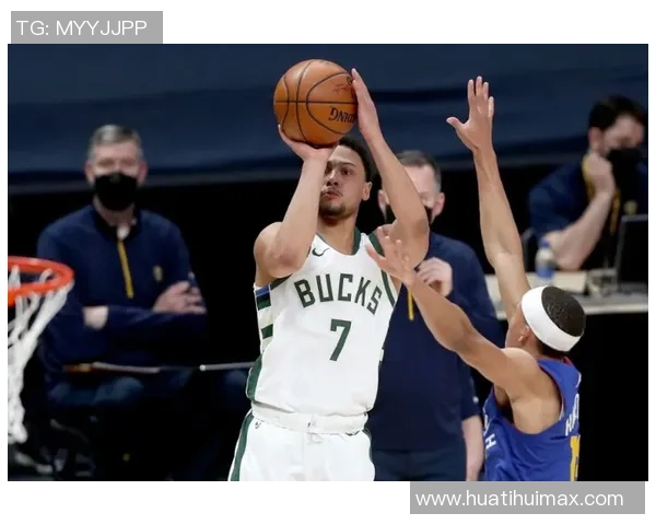 全队三分命中率高达50波蒂斯称默契提升助力进攻表现