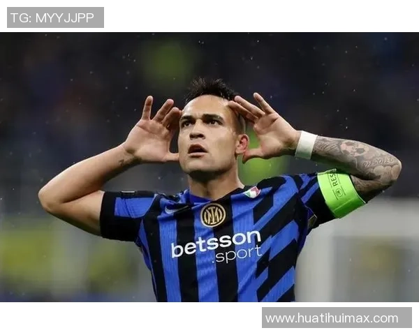 米体报道帕拉西奥斯将以租借方式加盟大学生队国米生涯已成水货悲剧